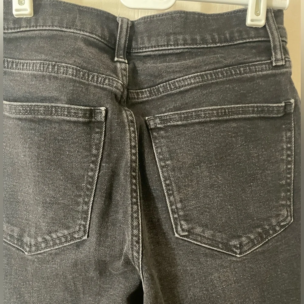 GAP Kick Fit High Rise - Picture 5 of 5